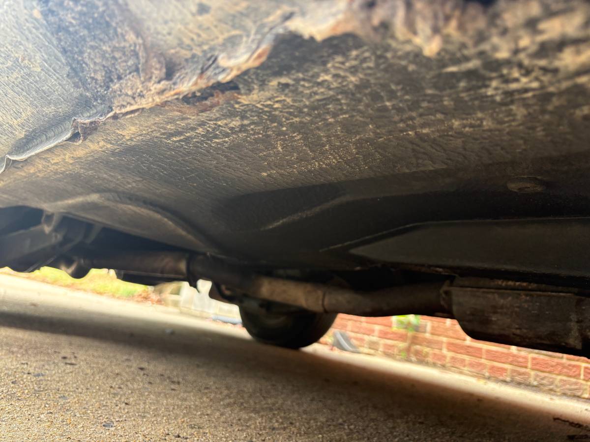 Volvo-240-1991-grey-14