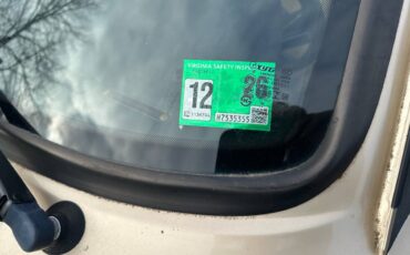 Volvo-240-1992-yellow-8