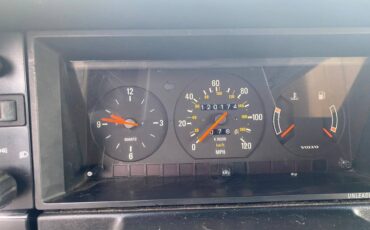Volvo-240-1993-18