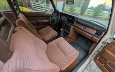 Volvo-240-series-1981-15