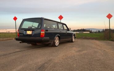 Volvo-240-wagon-1991-blue-2