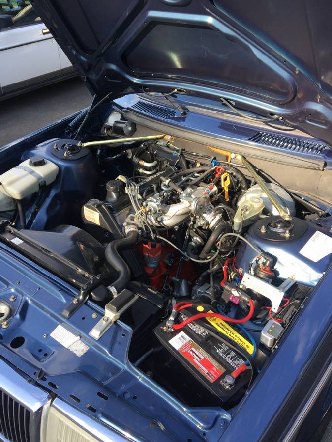 Volvo-240-wagon-1991-blue-3