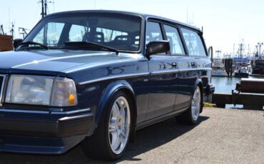 Volvo-240-wagon-1991-blue-7