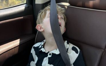 Volvo-242-dl-1983-blue-7