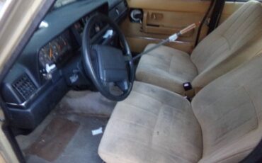 Volvo-244-1991-brown-7