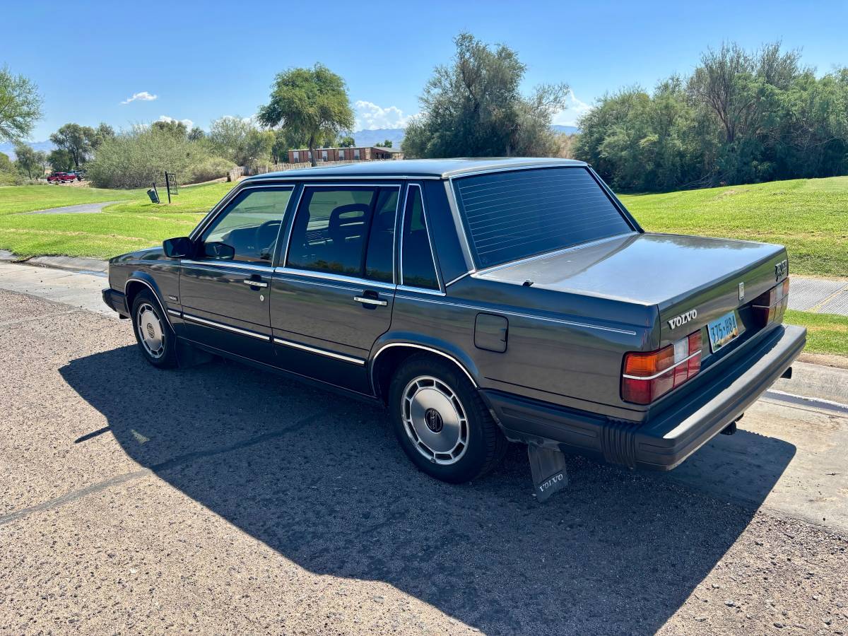 Volvo-760-gle-diesel-1985-grey-2