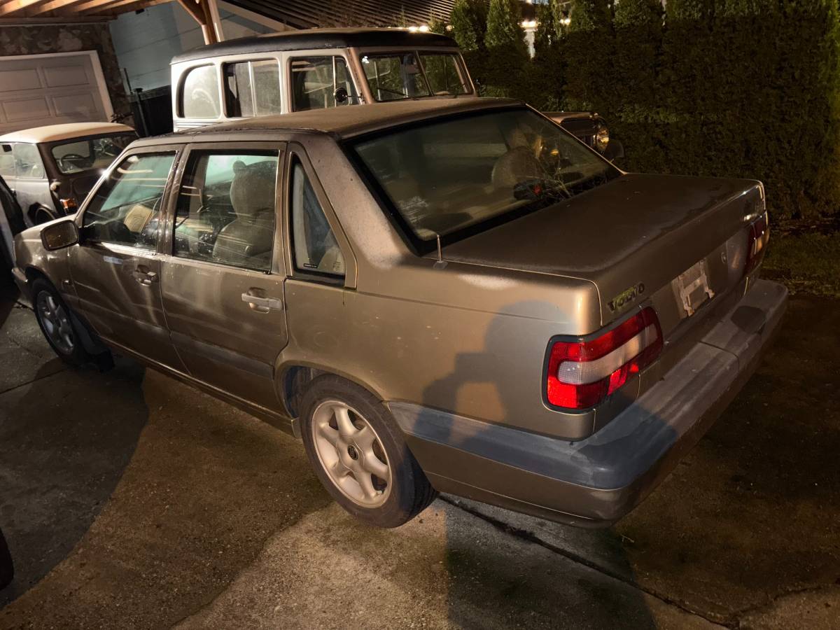 Volvo-850-1995-brown-3