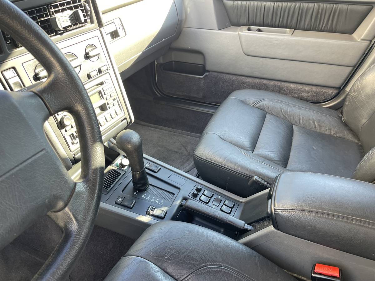 Volvo-850-glt-1995-white-17