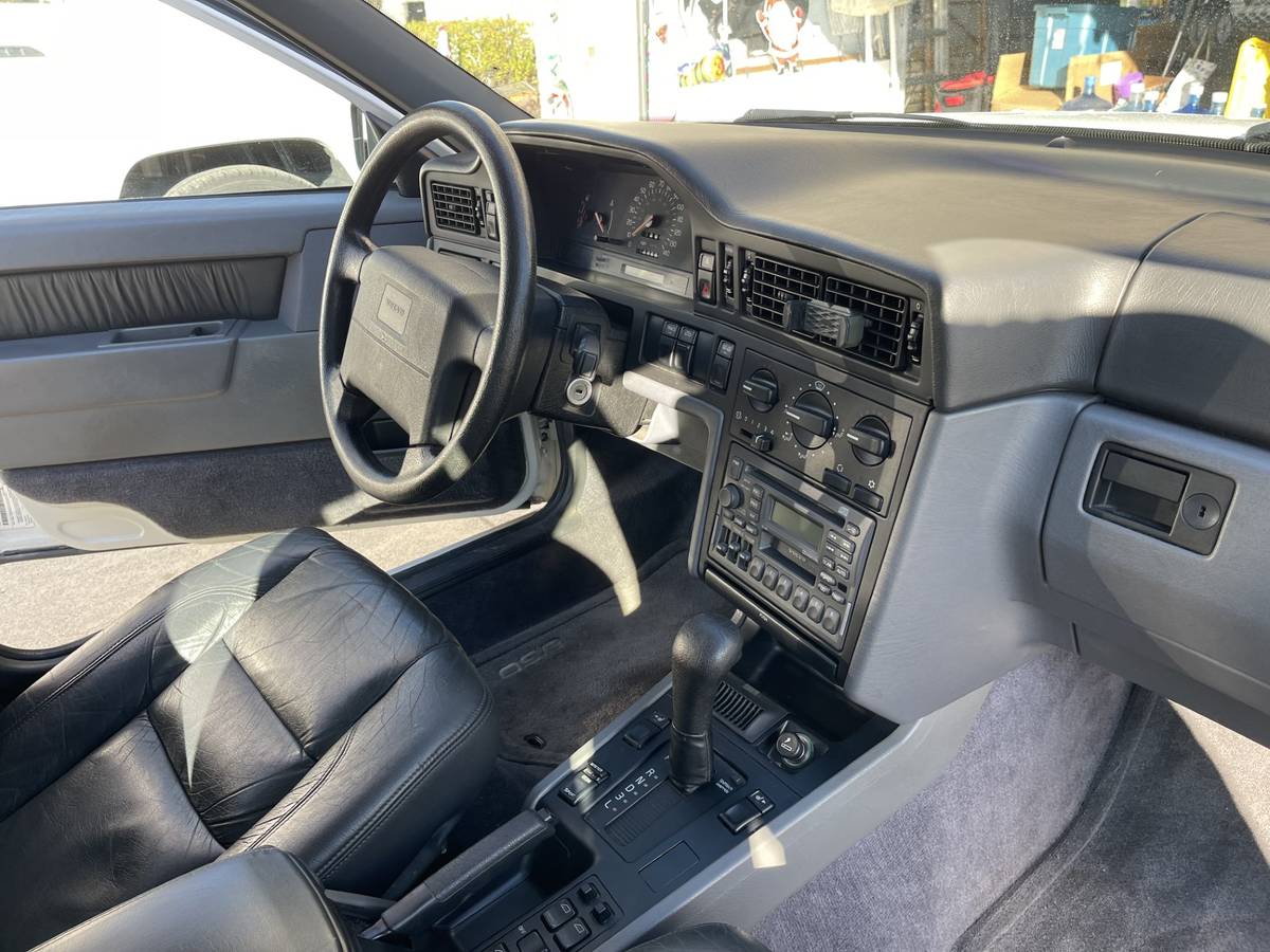 Volvo-850-glt-1995-white-2