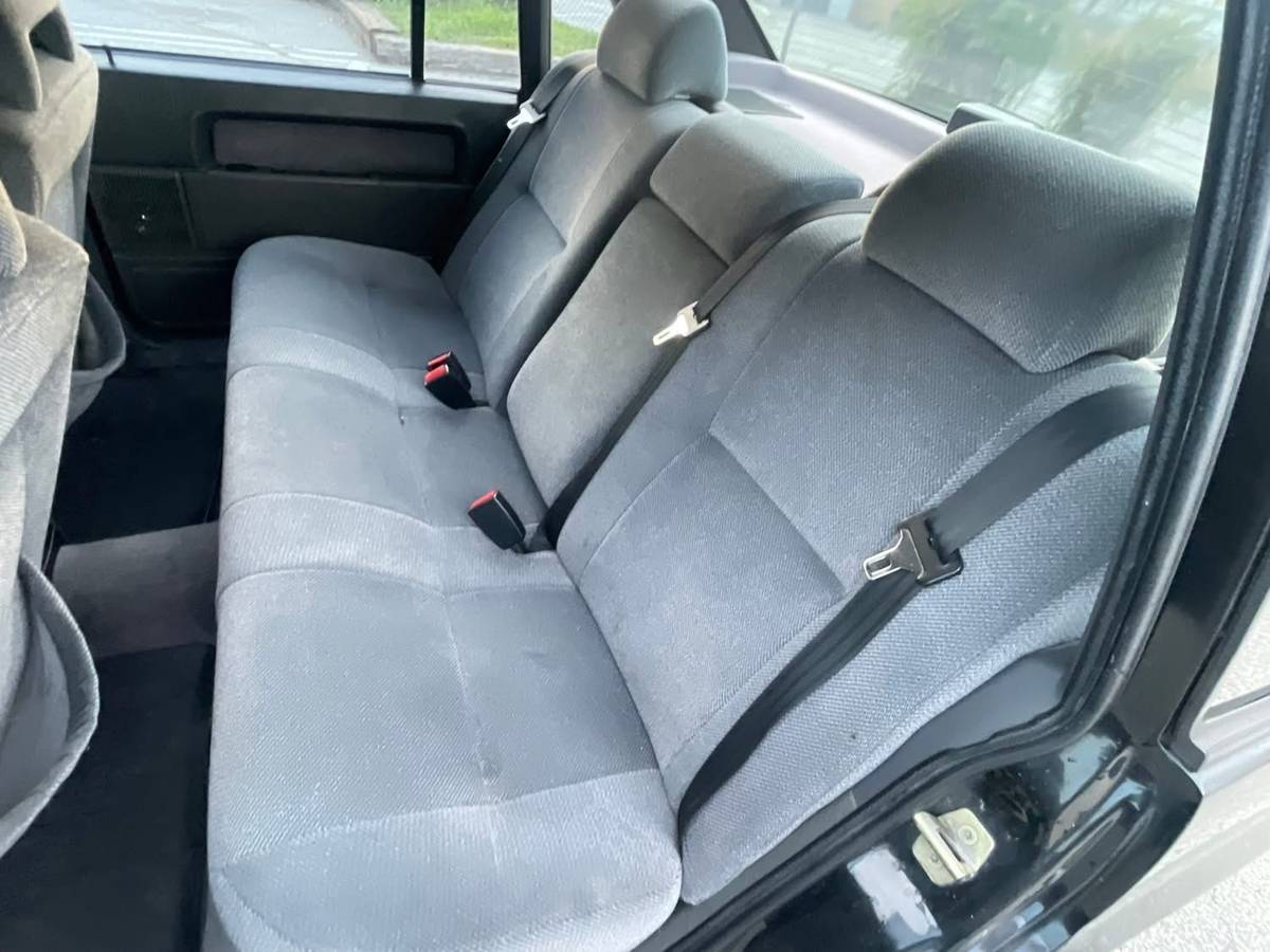 Volvo-940-1994-16