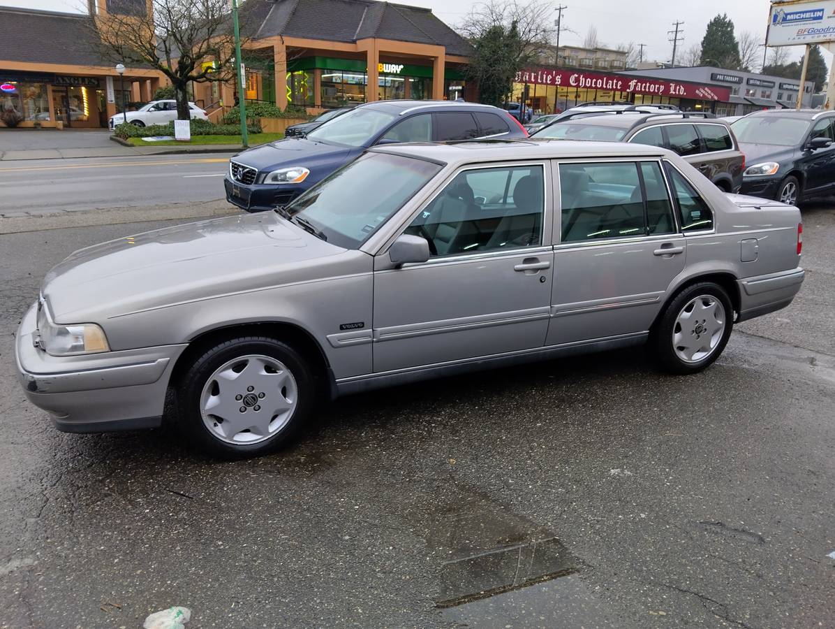 Volvo-960-1995-grey