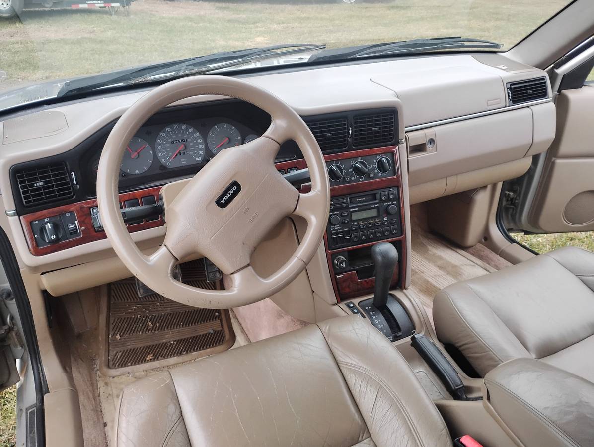 Volvo-960-1995-silver-10