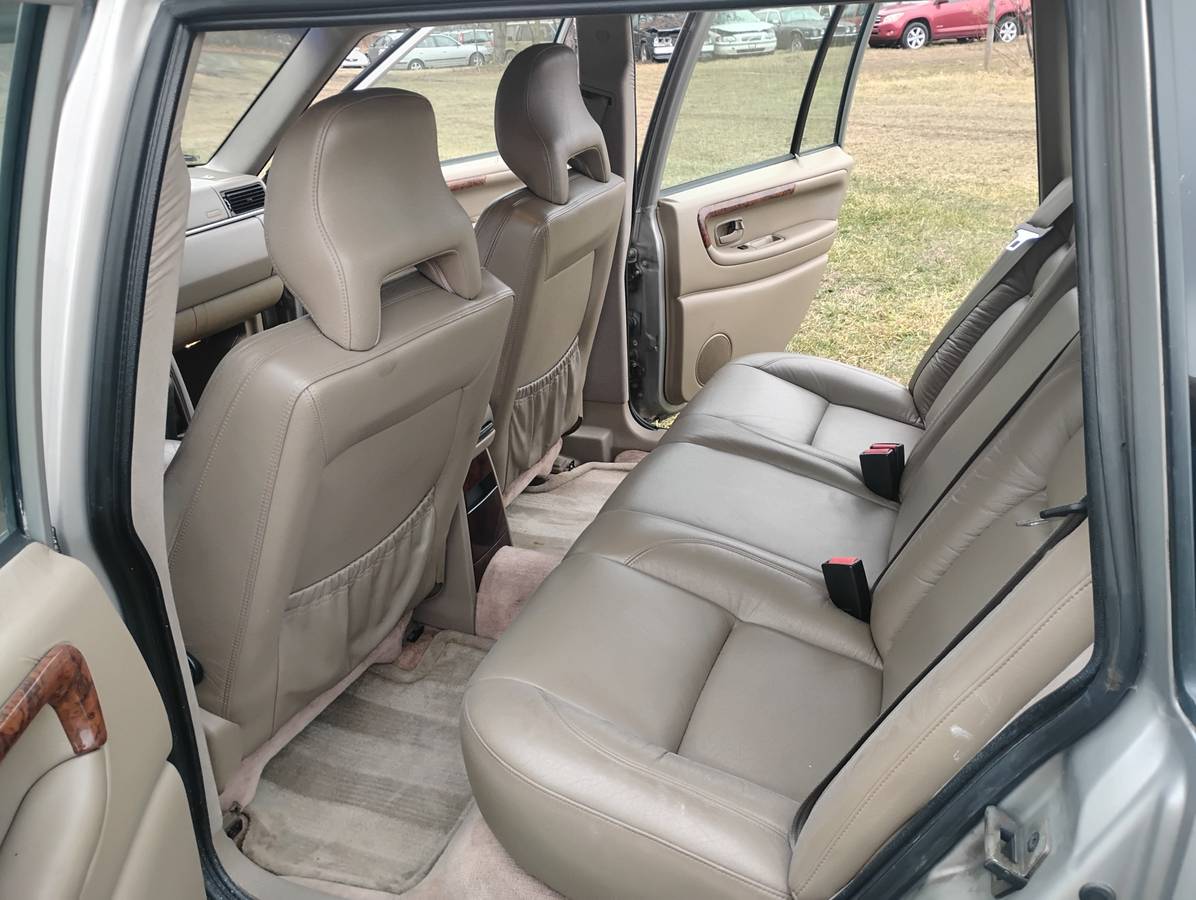 Volvo-960-1995-silver-16