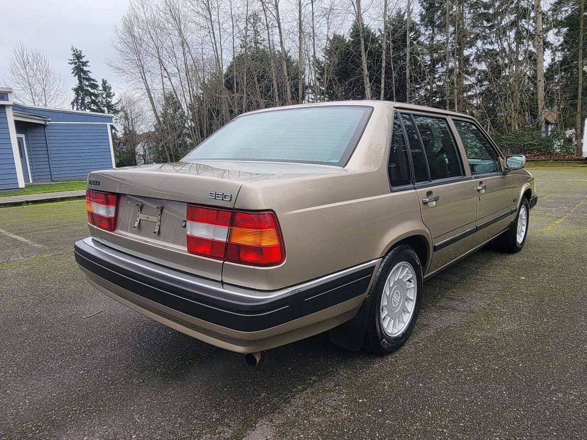 Volvo-960-series-1994-brown-8