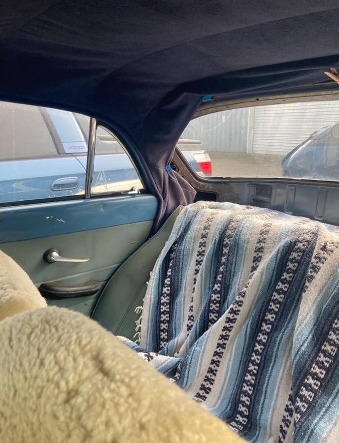 Volvo-amazon-122s-1961-blue-10