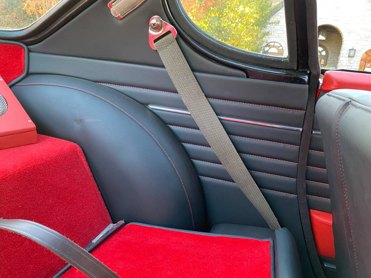 Volvo-p1800-s-1966-red-13