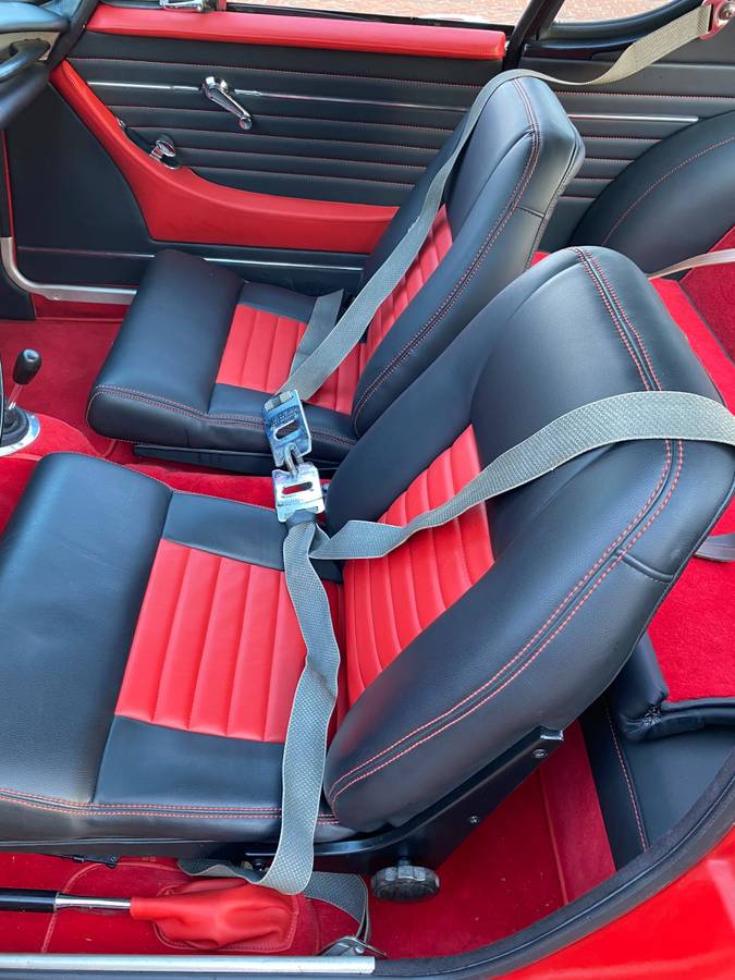 Volvo-p1800-s-1966-red-14