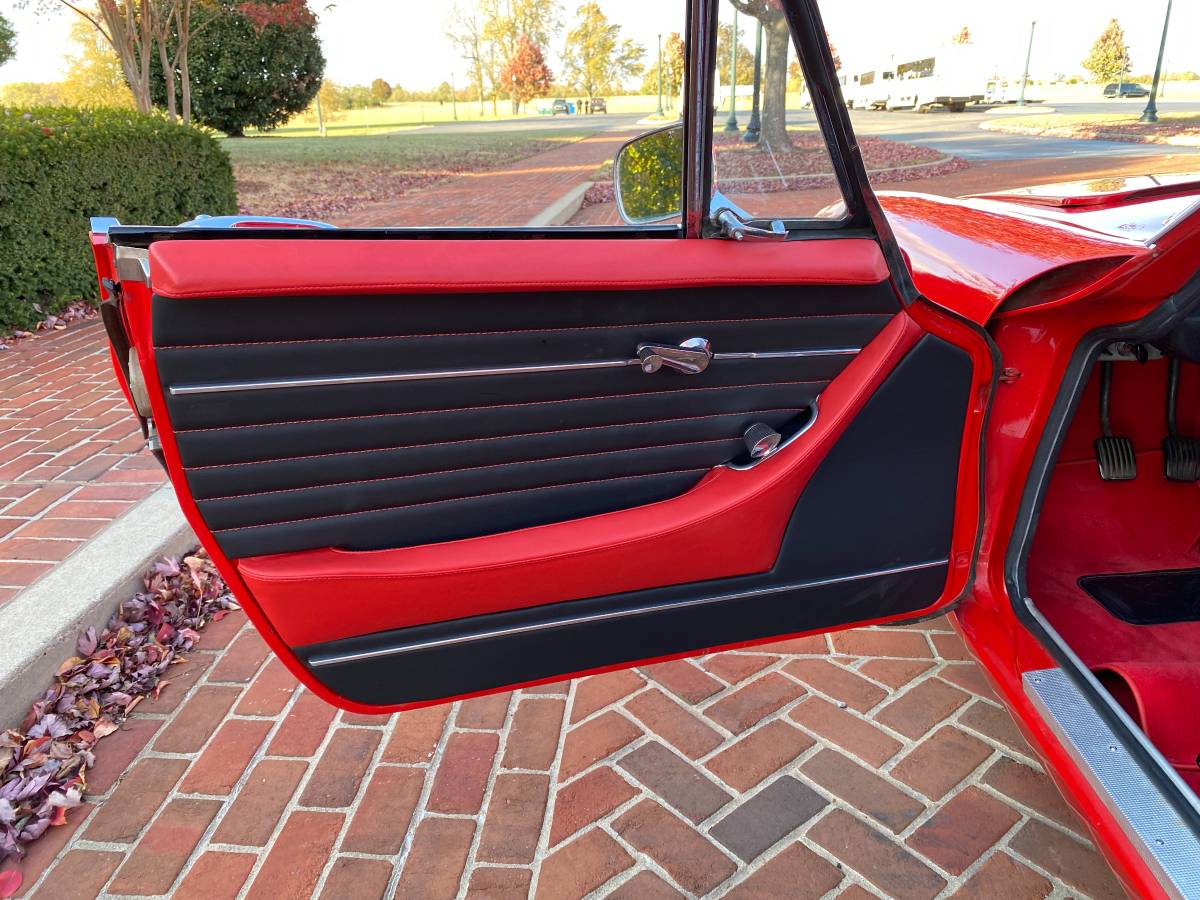 Volvo-p1800-s-1966-red-20