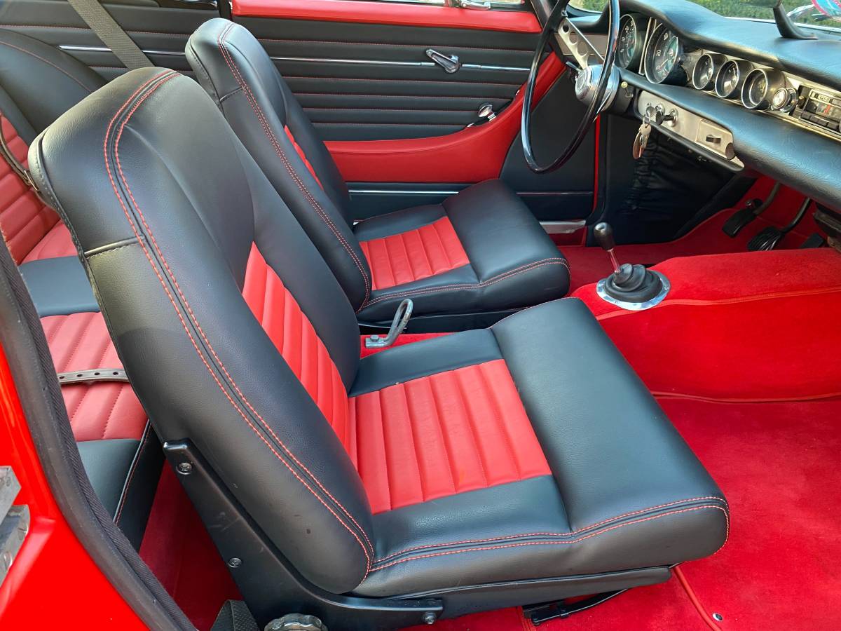 Volvo-p1800-s-1966-red-22