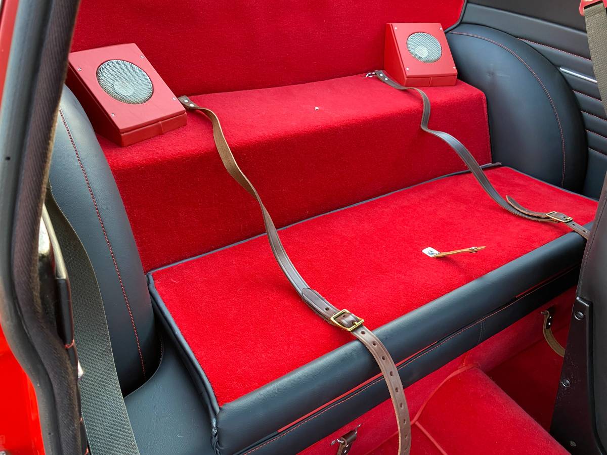 Volvo-p1800-s-1966-red-5