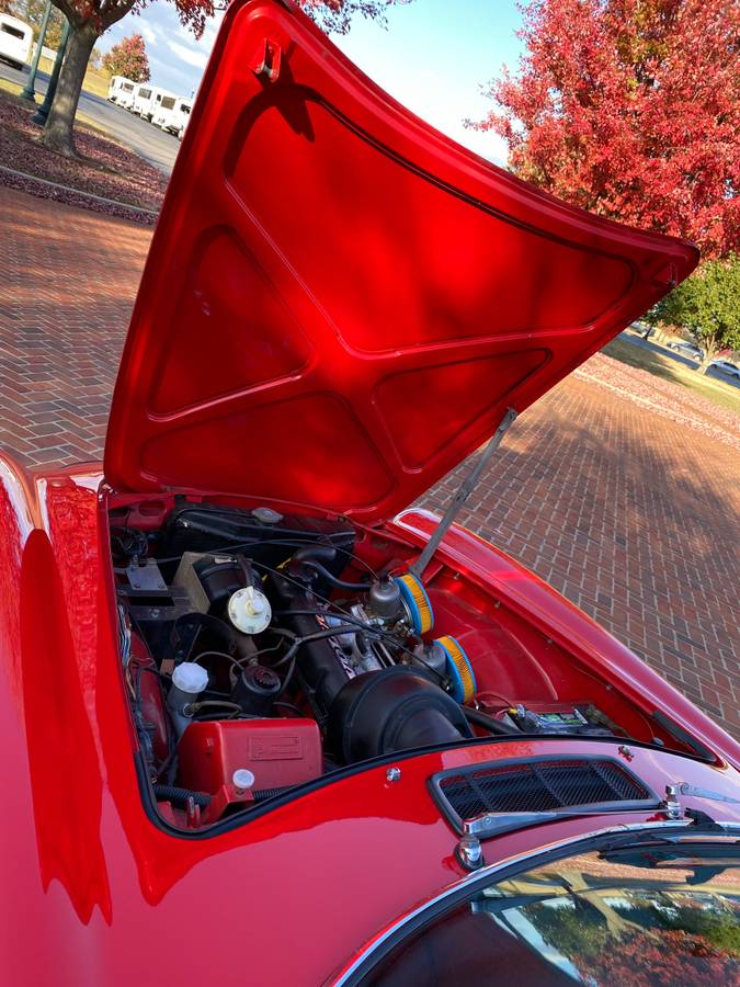 Volvo-p1800-s-1966-red-9