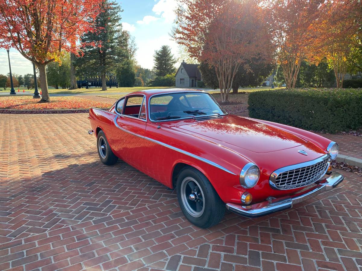 Volvo-p1800-s-1966-red