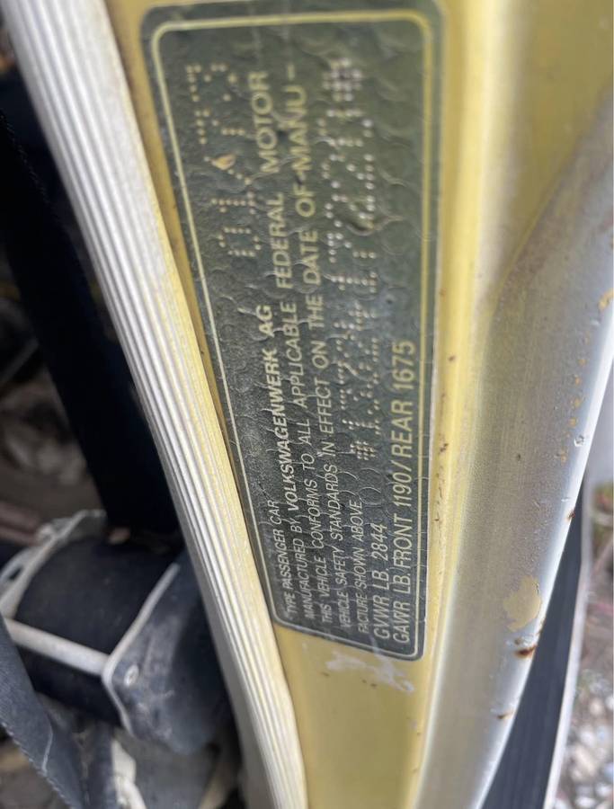 Vw-beetle-1973-white-1