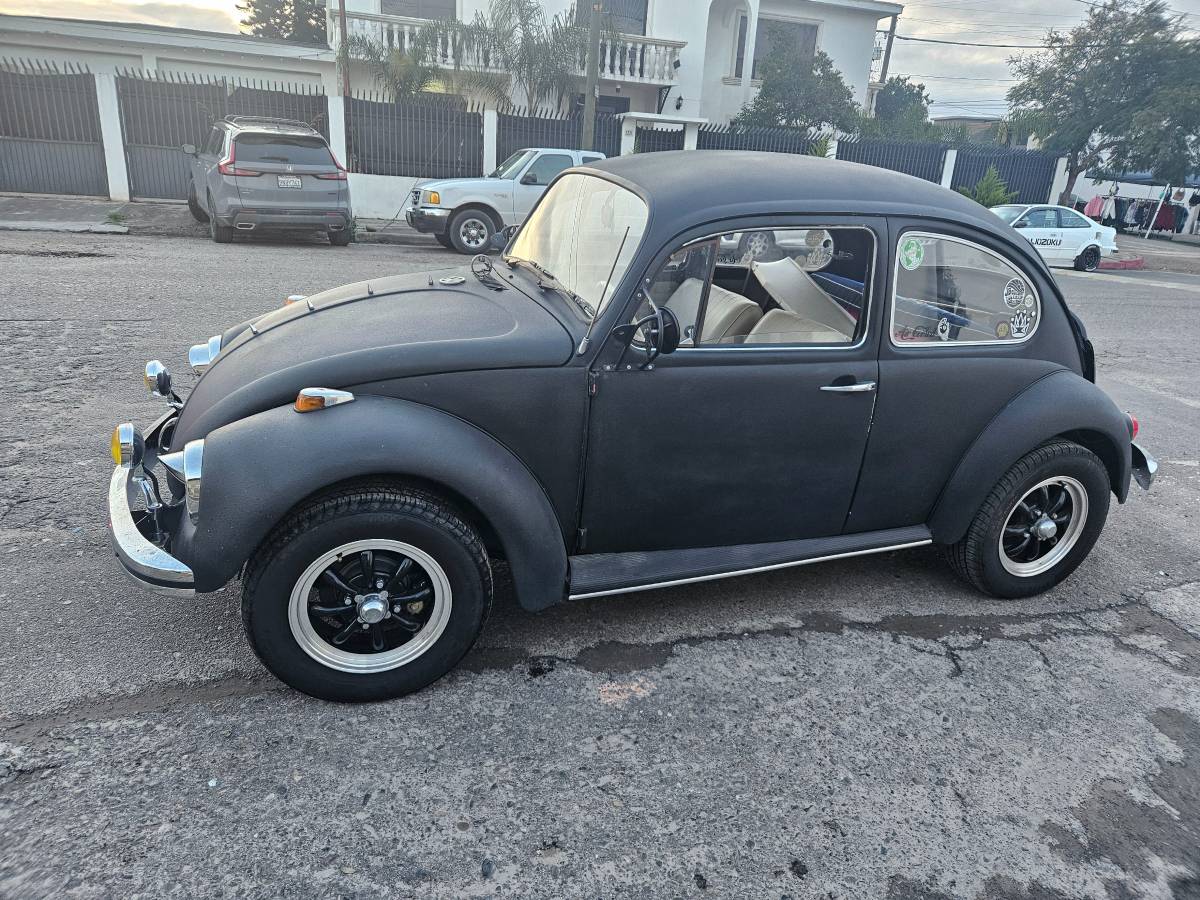 Vw-bug-1971-black-2