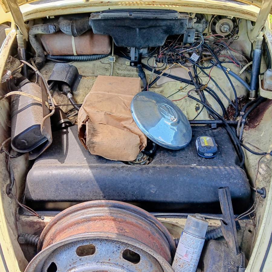 Vw-bug-1971-yellow-6