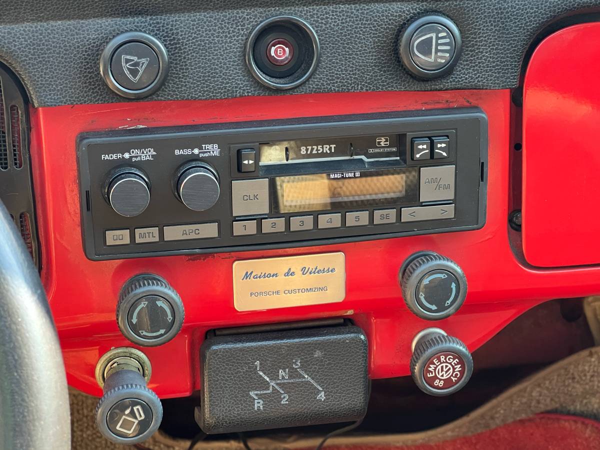 Vw-bug-convertible-1970-red-9