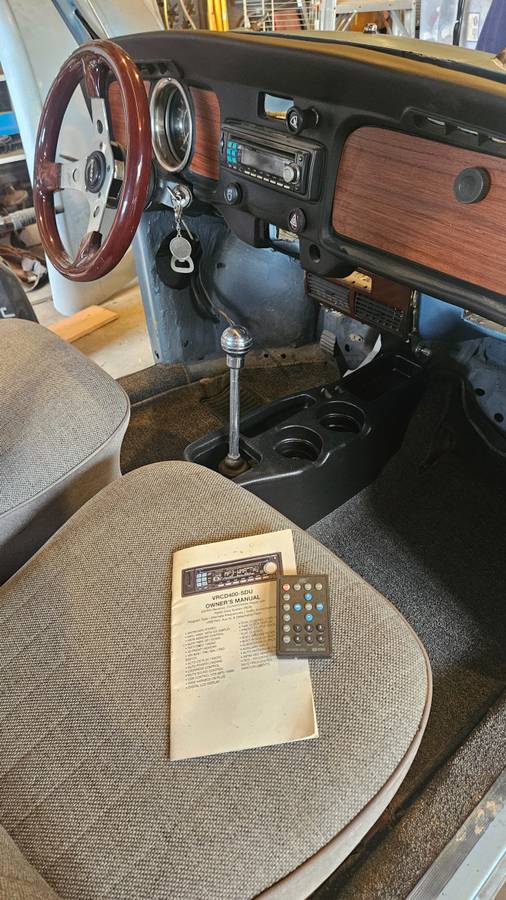 Vw-bug.-super-beetle-electric-1971-10