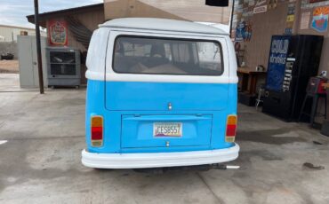 Vw-bus-1974-blue-2