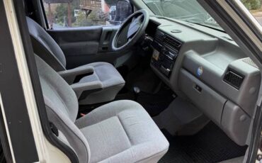 Vw-eurovan-camper-1993-white-2