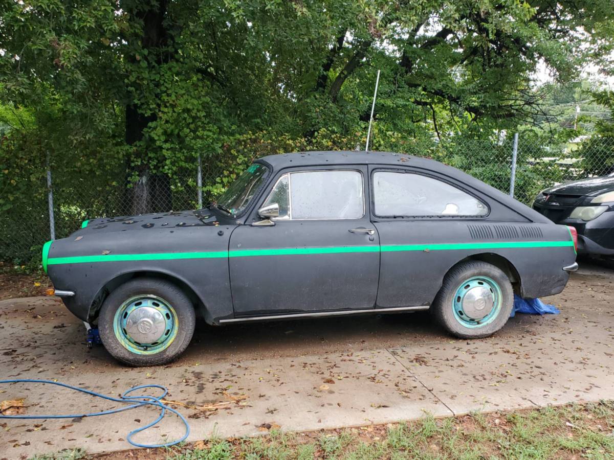 Vw-fastback-1967-black-2