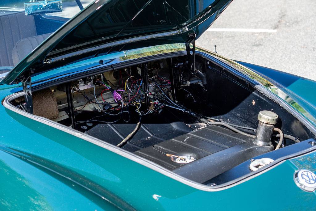 Vw-karmann-ghia-1967-12