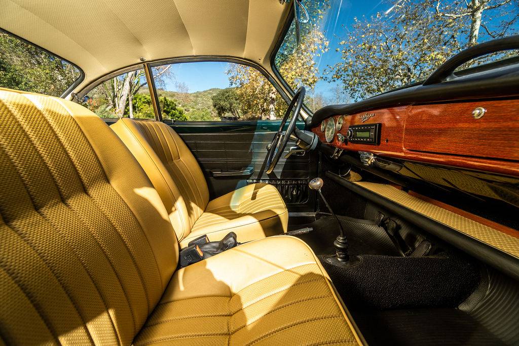 Vw-karmann-ghia-1967-8