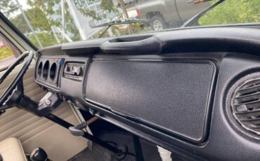 Vw-panel-bus-1971-white-2