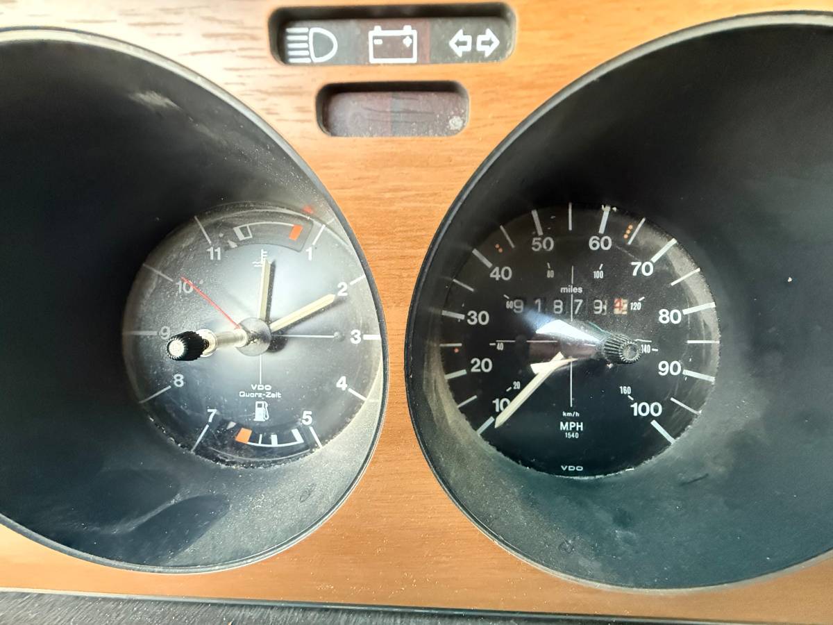 Vw-rabbit-diesel-1979-white-5