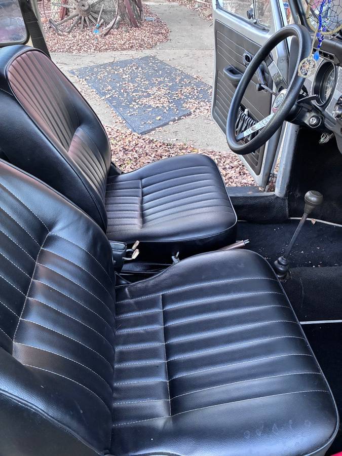 Vw-standard-beetle-1972-silver-13