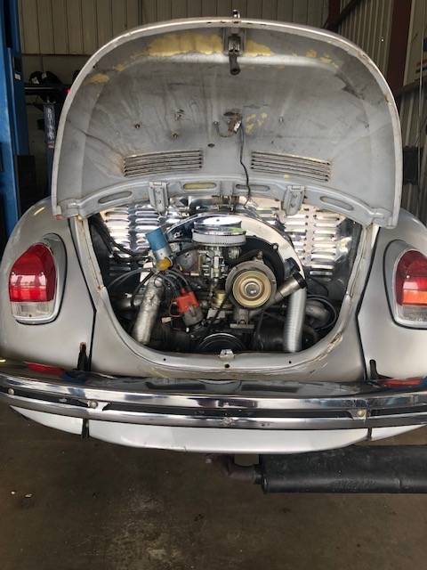 Vw-standard-beetle-1972-silver-9