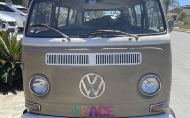 Vw-type-2-bus-1968-brown-1