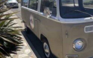 Vw-type-2-bus-1968-brown-4