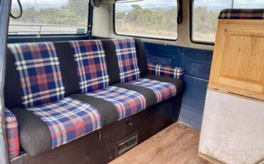 Vw-vanagon-1984-blue-11