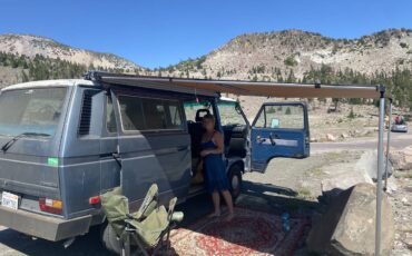 Vw-vanagon-1984-blue-5