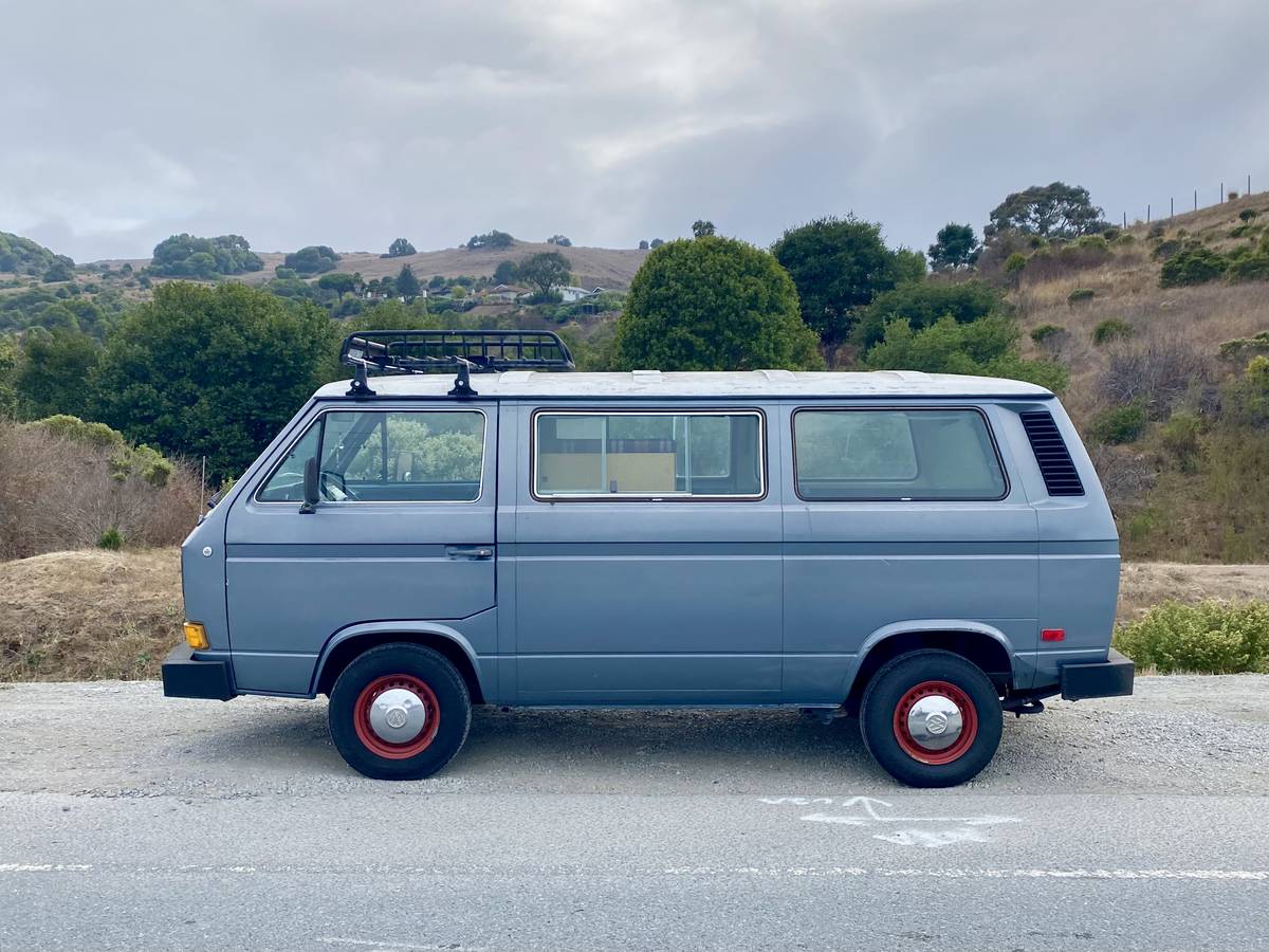 Vw-vanagon-1984-blue-8
