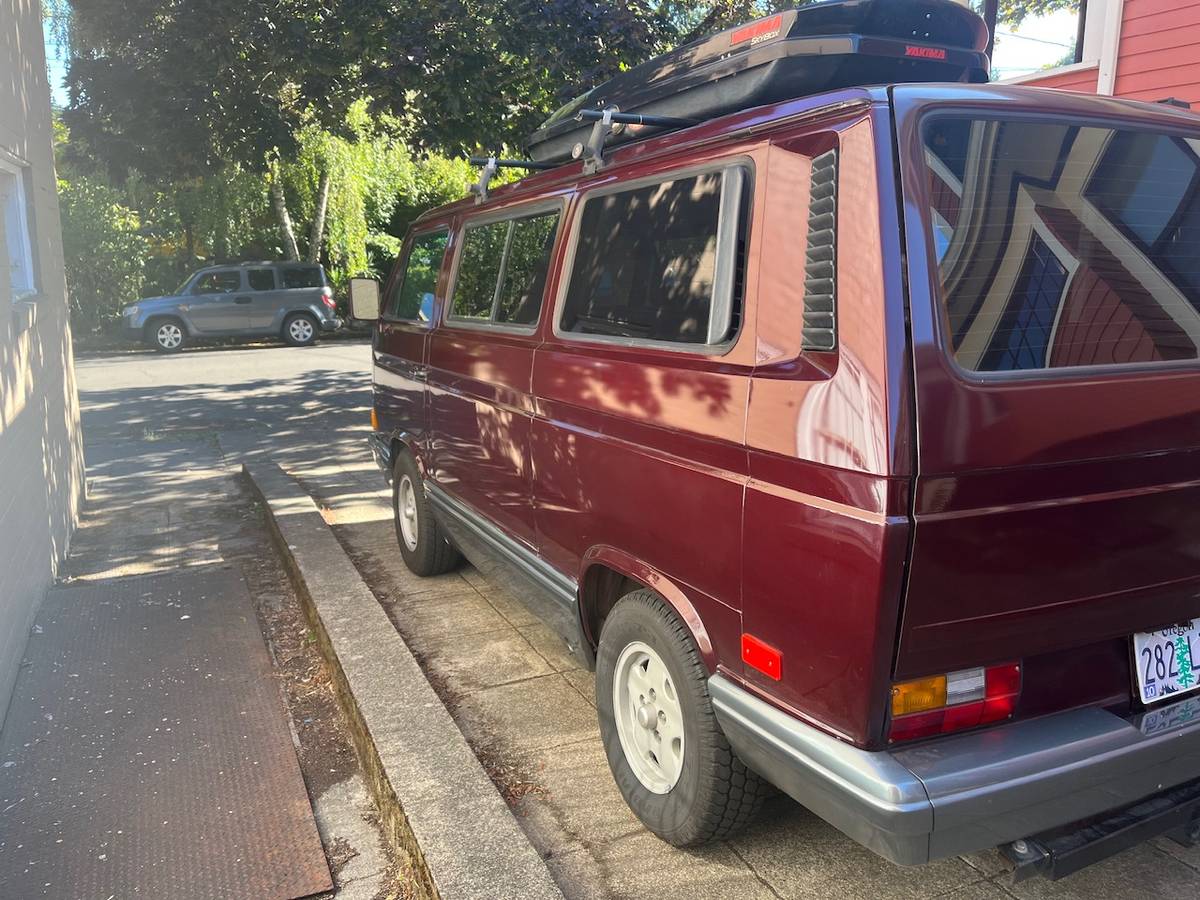 Vw-vanagon-carat-1990-red-1