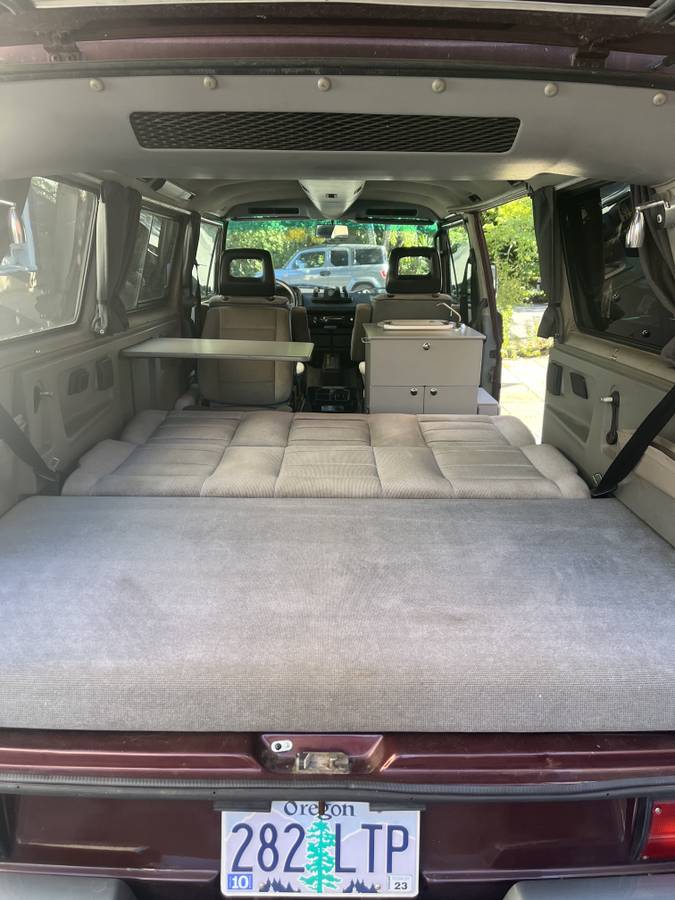 Vw-vanagon-carat-1990-red-7