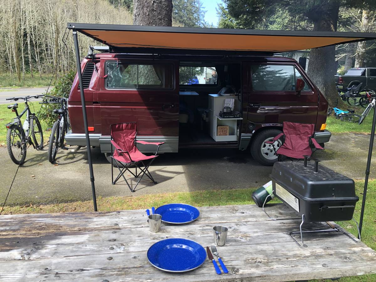 Vw-vanagon-carat-1990-red-8