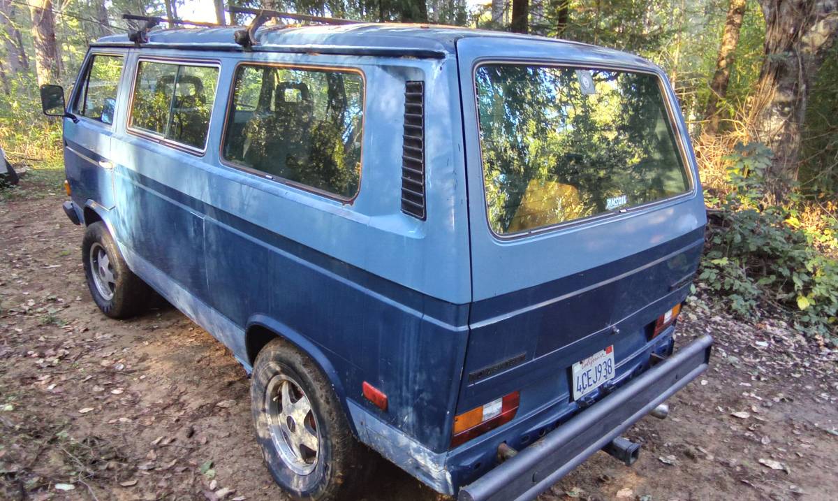 Vw-vanagon-diesel-1982-blue-1