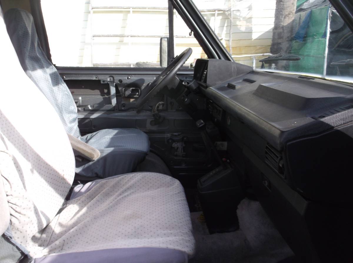 Vw-vanagon-gl-camper-1987-grey-4